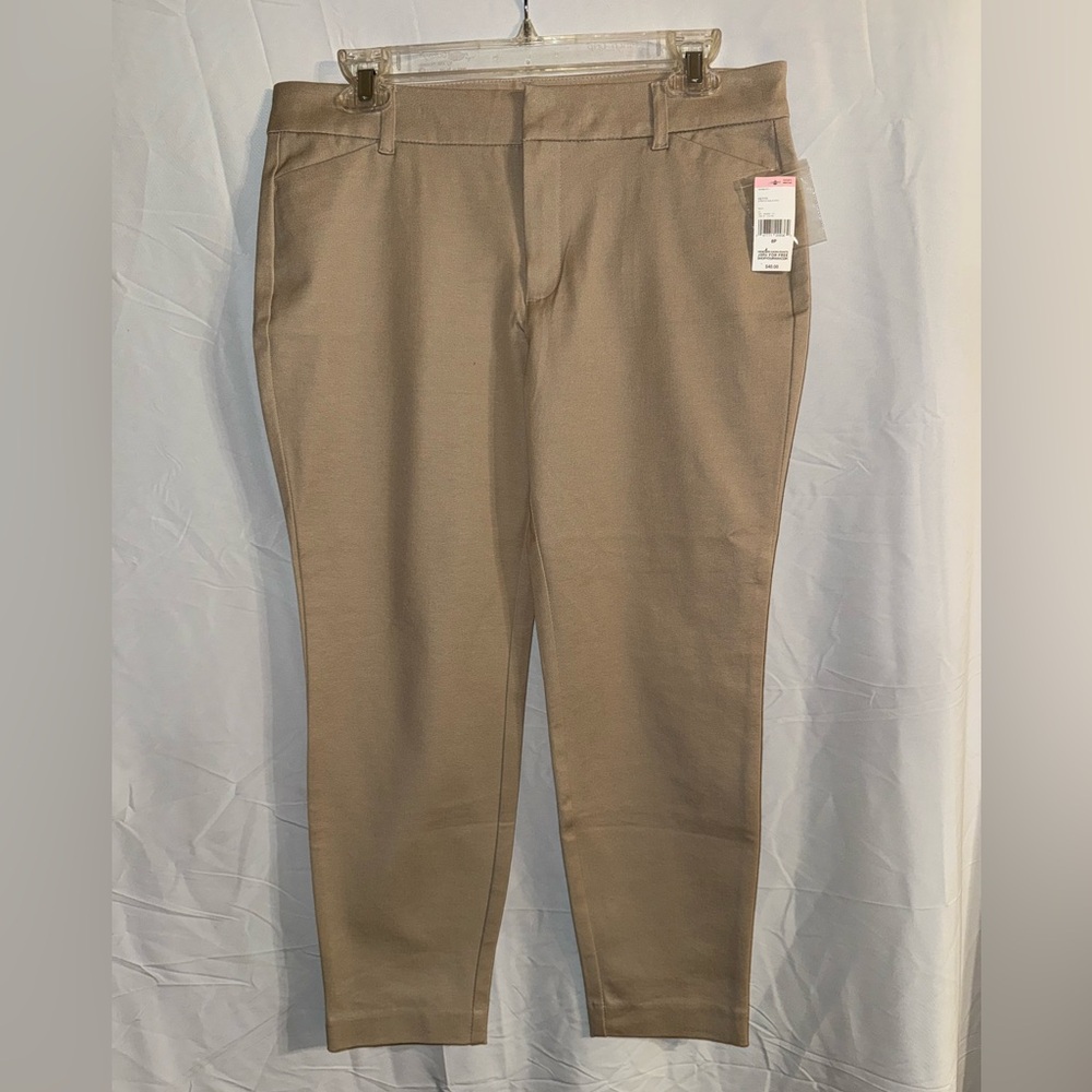 NWT Simply Styled Women's Tan Stretch Ankle Pants Size 8P